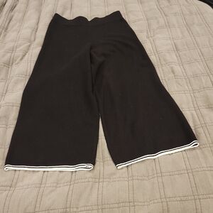 Sioni Black Wide Leg Pants with White Accents Size M!